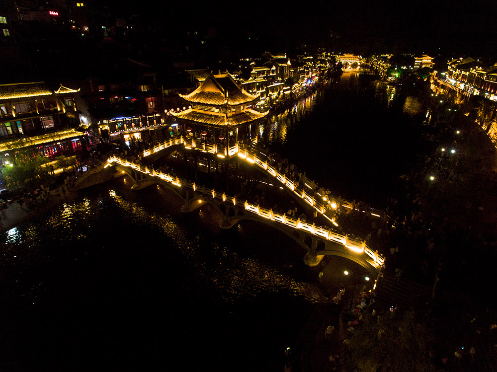9.鳳凰風、雪、雨、霧橋 配圖4.jpg