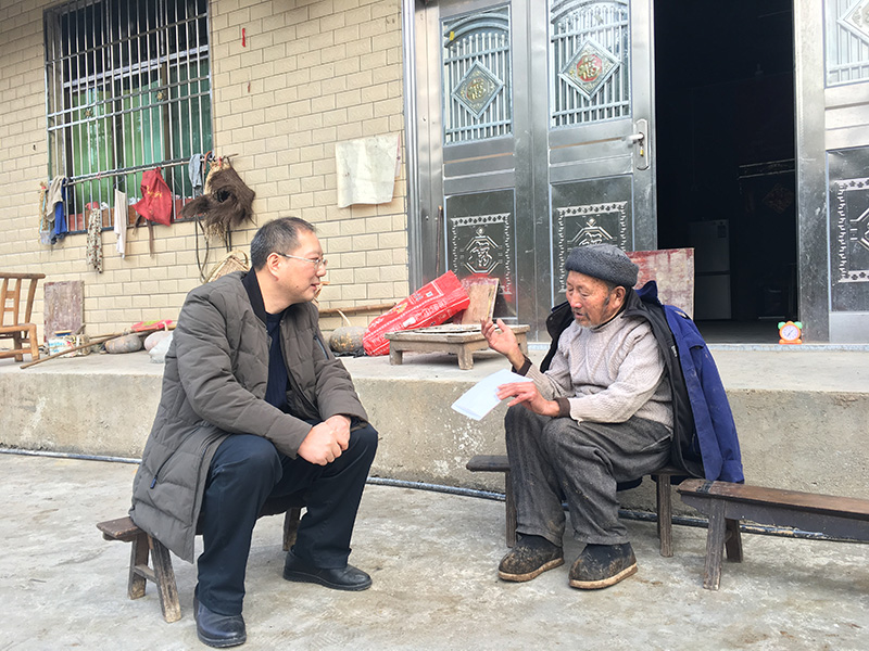 20240123109709.jpg 7向建軍赴龍山縣民主村扶貧點入戶調研.jpg